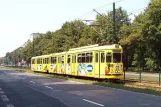Krakau Straßenbahnlinie 22 mit Gelenkwagen 160 auf aleja Solidarności (2005)