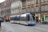 Krakau Zusätzliche Linie 6 mit Niederflurgelenkwagen 2014nah Plac Wolnica (2011)