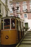 Lissabon Standseilbahn Elevador da Bica mit Kabelstraßenbahn Bica 1 am Largo do Calhariz (1988)