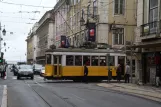 Lissabon Triebwagen 559 in der Kreuzung Rua da Prata/Rua do Comércio (2013)