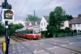 London Straßenbahnlinie 3 mit Niederflurgelenkwagen 2514nah Dundonald Road (2006)