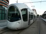 Lyon Straßenbahnlinie T4 mit Niederflurgelenkwagen 62 am Gare Part-Dieu Villette (2014)
