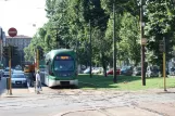 Mailand Straßenbahnlinie 7 mit Niederflurgelenkwagen 7502 auf Corso Sempione (2009)