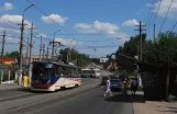 Mariupol Straßenbahnlinie 10 mit Triebwagen 305 auf Mamina Sybiryaka Street (2012)