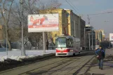 Moskau Straßenbahnlinie 17 mit Triebwagen 2400 auf Prospekt Mira (2012)