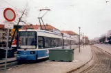 München Straßenbahnlinie 19 mit Niederflurgelenkwagen 2146 am St.-Veit-Straße (1998)