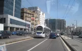 Neapel Straßenbahnlinie 4 mit Niederflurgelenkwagen 1102 auf Via Nuova Marina (2014)