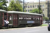 New Orleans Linie 12 St. Charles Streetcar mit Triebwagen 911 auf Howard Avenue (2010)