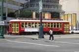 New Orleans Linie 48 Canal Streetcar mit Triebwagen 2003 nahe bei The Shop of Canal (2010)