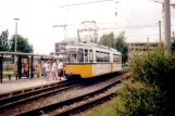 Nordhausen Straßenbahnlinie 1 mit Gelenkwagen 77 am Südharz Klinikum Krankenhaus (1998)