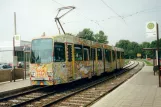 Nürnberg Straßenbahnlinie 5 mit Gelenkwagen 371 am Tullnaupark (1998)