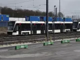 Odense Niederflurgelenkwagen 03 "Forbindelsen" auf der Seitenbahn bei Kontrol centret (2020)