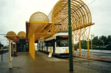 Ostende De Kusttram mit Gelenkwagen 6009 am De Panne Station (2002)