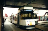 Ostende De Kusttram mit Gelenkwagen 6009 am Station (2002)