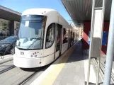 Palermo Straßenbahnlinie 2 mit Niederflurgelenkwagen 09 am Stazione Notarbartolo (2022)