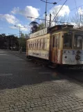 Porto Straßenbahnlinie 22 mit Triebwagen 220 am Carmo (2019)