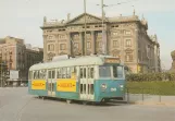 Postkarte: Barcelona Straßenbahnlinie 51 mit Triebwagen 1240 auf Plaça del Portal de la Pau (1970)