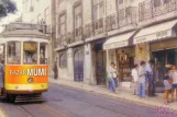 Postkarte: Lissabon Straßenbahnlinie 12E mit Triebwagen 581 auf R. Santo António da Sé (1998)