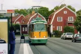 Postkarte: Norrköping Straßenbahnlinie 3 mit Gelenkwagen 67 am Marielund (2001)