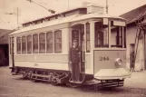 Postkarte: Porto Triebwagen 244 vor dem Depot Boavista (1946)
