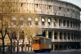 Postkarte: Rom Straßenbahnlinie 13 mit Triebwagen 2073 vor Colosseo (1980)