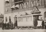 Postkarte: Ulricehamn Triebwagen 1 vor Stora Hotellet (Hotell Bogesund) (1911-1917)