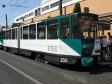 Potsdam Straßenbahnlinie 92 mit Gelenkwagen 256 am S Hauptbahnhof (2024)