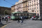 Rom Straßenbahnlinie 19 mit Gelenkwagen 7109 am Risorgimento S.Pietro (2010)