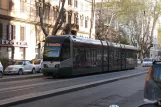 Rom Straßenbahnlinie 8 mit Niederflurgelenkwagen 9103nah Trastevere / Min Istruzione Viale Trastevere (2010)