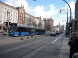 Rostock Straßenbahnlinie 1 mit Niederflurgelenkwagen 603 auf Lange Str. (2015)