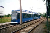 Rostock Zusätzliche Linie 4 mit Niederflurgelenkwagen 654 am Katerweg (2001)