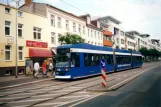 Rostock Zusätzliche Linie 4 mit Niederflurgelenkwagen 658 am Kabutzenhof (2001)