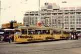 Rotterdam Straßenbahnlinie 4 mit Gelenkwagen 362 am Rotterdam Centraal Stationsplein (1981)
