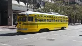 San Francisco F-Market & Wharves mit Triebwagen 1057nah Market & Main (2019)