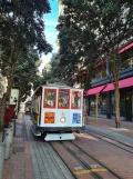 San Francisco Kabelstraßenbahn Powell-Hyde mit Kabelstraßenbahn 9 am Powell & Market (2022)