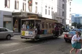 San Francisco Kabelstraßenbahn Powell-Mason mit Kabelstraßenbahn 14 auf Market & 5th (2010)