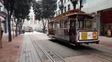San Francisco Kabelstraßenbahn Powell-Mason mit Kabelstraßenbahn 17 am Powell & Market (2019)