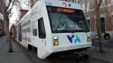 San Jose Green Line (902) mit Niederflurgelenkwagen 919 nahe bei San Antonio (2021)