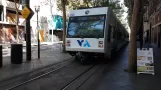 San Jose Grüne Linie (902) mit Niederflurgelenkwagen 920nah Santa Clara (2018)