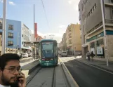 Santa Cruz de Tenerife Straßenbahnlinie 2 mit Niederflurgelenkwagen 16 am La Cuesta (2017)