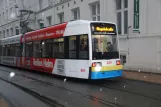 Schwerin Straßenbahnlinie 1 mit Niederflurgelenkwagen 809 nahe bei Marienplatz (2012)