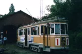 Skælskør Museumslinie mit Triebwagen 608 vor Sporvognsremisen (2004)