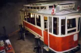 Skjoldenæsholm Triebwagen 12 während der Restaurierung Odense, Vorderansicht 1990 11-25 (1990)