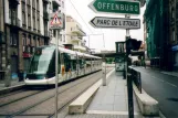 Straßburg Straßenbahnlinie C mit Niederflurgelenkwagen 2027 am Laiterie (2007)