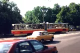 Tallinn Straßenbahnlinie 4 mit Gelenkwagen 104 auf Viru väljak (1992)