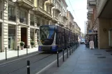 Turin Straßenbahnlinie 4 mit Niederflurgelenkwagen 6030 auf Via XX Settembre (2016)