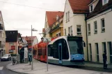 Ulm Straßenbahnlinie 1 mit Niederflurgelenkwagen 45 "Otto (Otl) Aiecher" am Söflingen (2007)