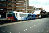 Utrecht Straßenbahnlinie 20 mit Gelenkwagen 5005 am Utrecht CS (2002)