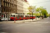 Wien Straßenbahnlinie 43 am Landesgerichtsstraße (2001)