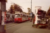 Wien Straßenbahnlinie 6 mit Gelenkwagen 4303 am Westbahnhof (1982)